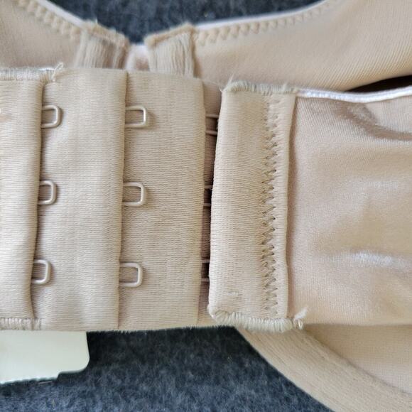 New Lilyette Minimizer Bra 40D Unlined Cups Underwire Adjustable Straps - Picture 2 of 5